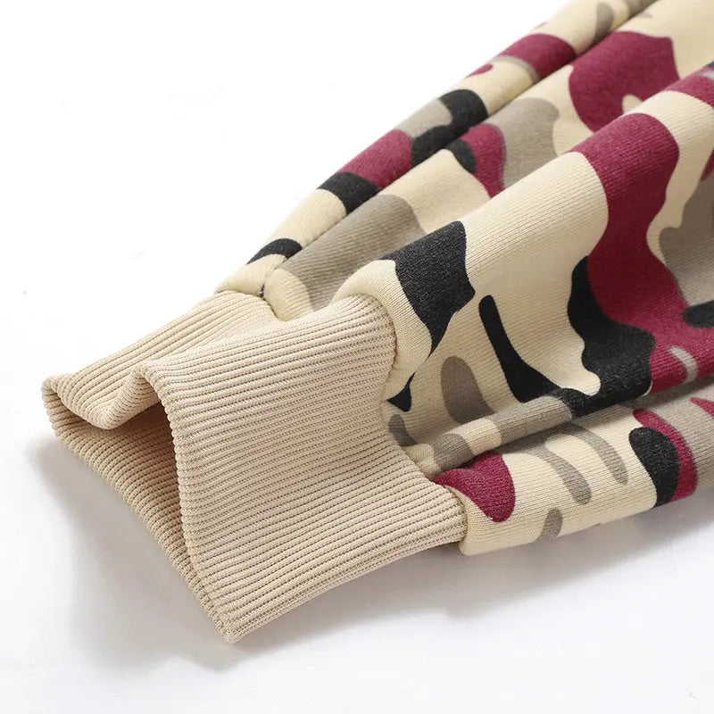 Men’S Casual Camouflage Set, New for Fall 2026, Featuring a Hood Design and a Regular Fit, with a Drawstring Waist; Suitable for Everyday Wear in Spring, Autumn, and Winter.